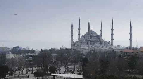 Great Mosque and the helicopter Stockbeeldmateriaal 63061023