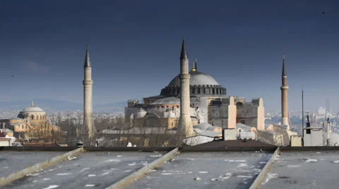 Great Mosque and rooftops 動画素材 63044549