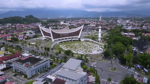Great Mosque of West Sumatra. (Drone View 1) 스톡 동영상 245985687