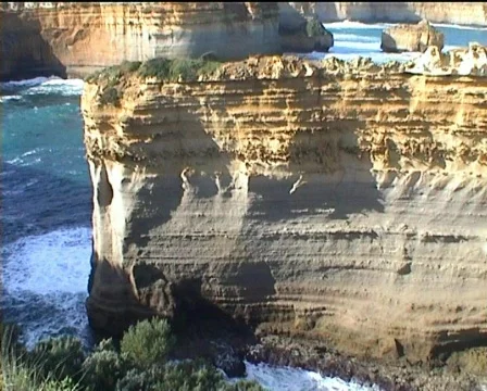 Great Ocean Road - Razorback Stock-Footage 97398