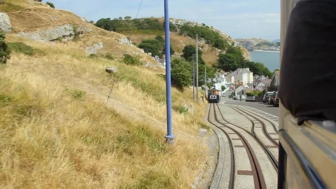 Great Orme funicular cable-hauled tramway POV ascending hill from Llandudno Vidéo 123667221