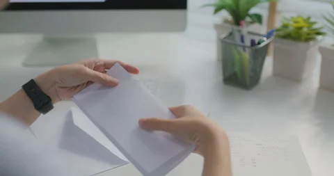 Great resignation talent workforce leave toxic workplace find new job. Stock Footage 174635514