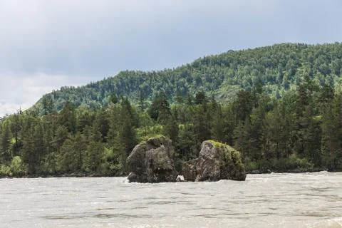 Great spring water on the Katun River and its surrounding mountains, Altai, R Stock Photos