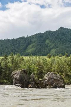 Great spring water on the Katun River and its surrounding mountains, Altai, R Stock Photos