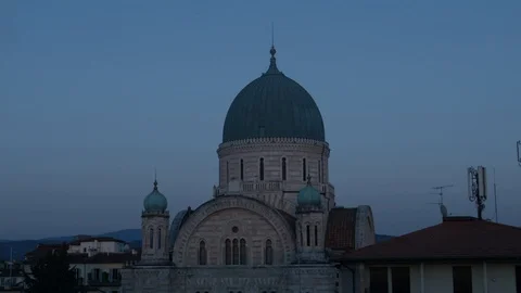 Great Synagogue of Florence night time Stock-Footage 129161648