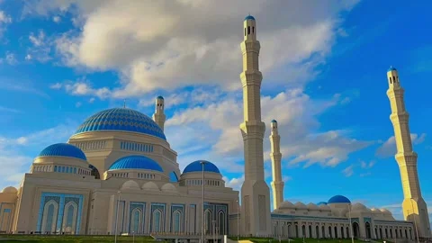 Great view of Astana Bas Meshıt. Sunset time Stock Footage 249611455