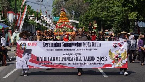 Grebeg pancasila in Blitar, East Java, Indonesia 스톡 사진