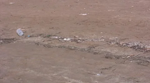 Greece - dirty beach Видео 8909453