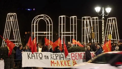 Greece: Protesters in Athens condemn US military strikes on Venezuela Stock Footage 325623328