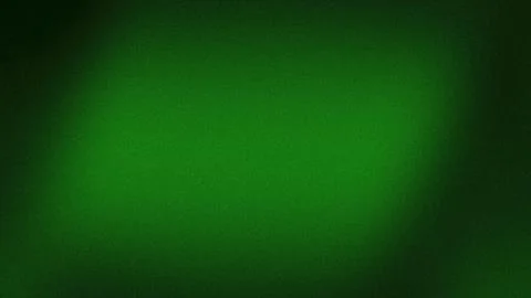 Green abstract grainy texture background with dark gradient blur in 4K reso.. Ilustración de archivo