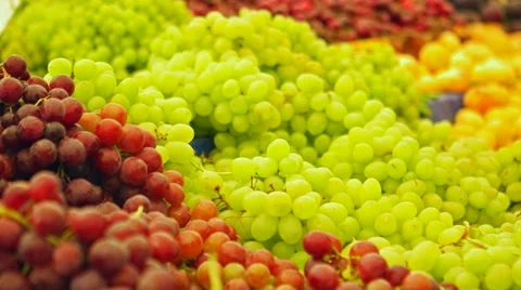 Green and rose grapes at bazaar in Bostanli, Karsiyaka - Izmir. Stock Footage 55808014