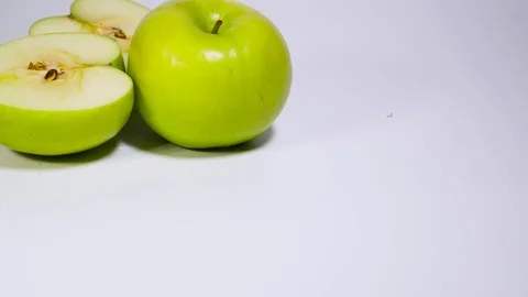 Green apple On White Backgroung 库存影片 97290276