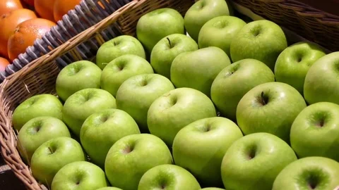 Green apples in cart Stock-Footage 69768897
