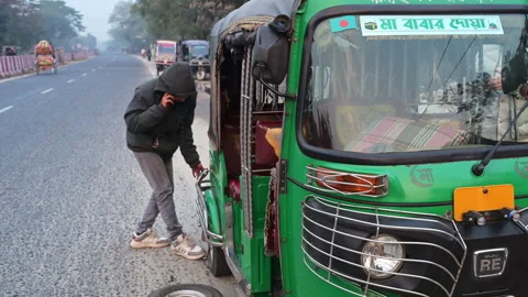 Green Auto Rickshaw Highway Flat Tire Repair Commuter Fixing Broken Down Stock Footage 336428406