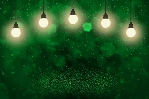 Green background lights with light bulbs, snow flakes bokeh - texture Illustrazione stock