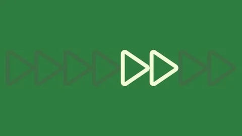 A green background with white arrow on it and in the middle green screen Vidéo 335131658