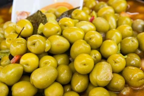 Green big olives Fotos Stock
