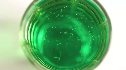 The green bubbles in soda Stock Footage 134908353