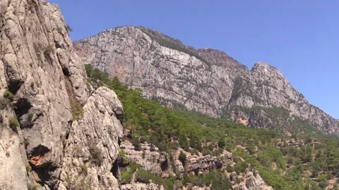 Green canyon turkey boat float Stock Footage 143546595