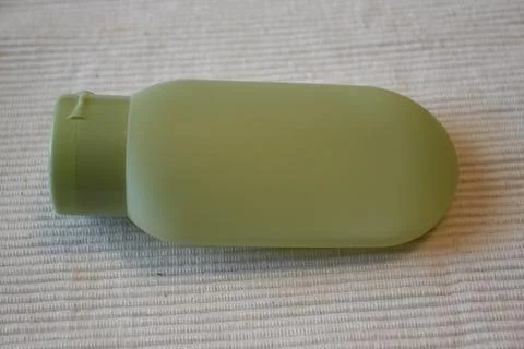 Green Colored Refillable Shower Bottle Minimal Product Concept Copy Space Fotos Stock
