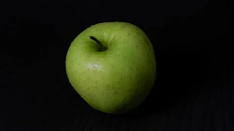 Green fresh apple 4K Stock Footage 172211738