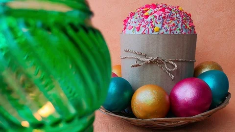Green icon lamp, Easter cake and eggs Stock Footage 106253899