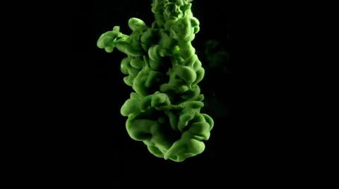 Green ink spreading underwater 库存影片 45804143