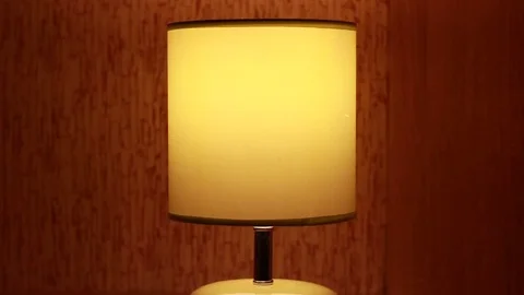 Green lamp blinking at night Vídeo Stock 83747872