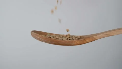 Green lentils slow motion Vídeo Stock 236450490