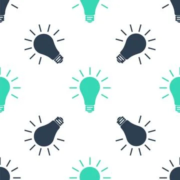 Green Light bulb with rays shine icon isolated seamless pattern on white Stock Illustration