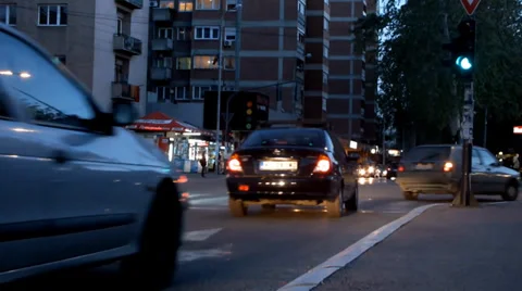 The green light at the intersection and traffic jams 스톡 동영상 37872775