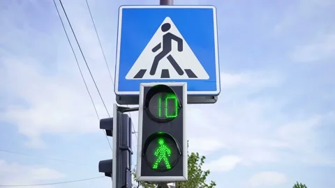 Green Light Traffic Light For Crossing The Carriageway. Stock-Footage 154123659