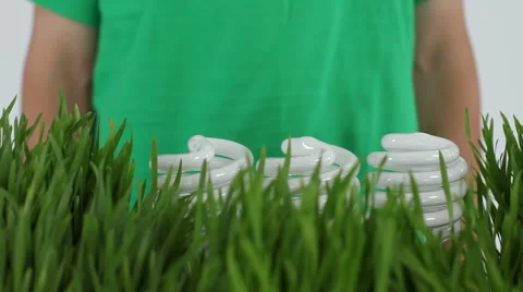 Green lightbulbs Видео 62279960
