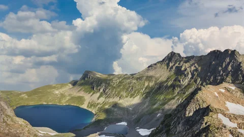 Green mountain chains panorama 库存影片 339055067