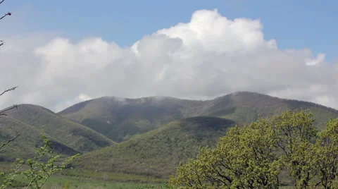 Green mountain valley Video stock 45643418