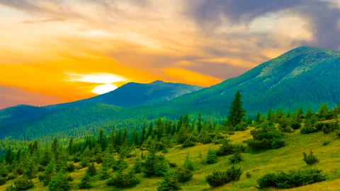 Green mountain valley at the sunset time lapse scene Video stock 301082500