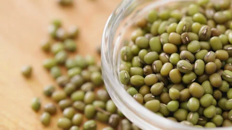 Green mung bean at rotating display - close up Vídeo Stock 35966398