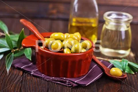Green olives Stock Photos