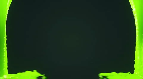 Green paint splash transition + alpha channel Stock-Footage 5597396