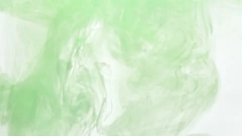 Green paint splashes in water Video stock 166033127