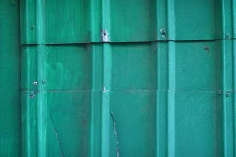 Green painted concrete structure Fotos de archivo