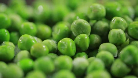 Green peas Video stock 139759748