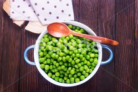 Green peas Stock Photos