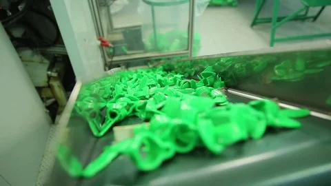 Green plastic 스톡 동영상 84412711