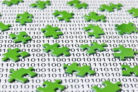 Green puzzles and binary code Illustrazione stock