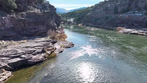 Green river low fly 1 스톡 동영상 317129073