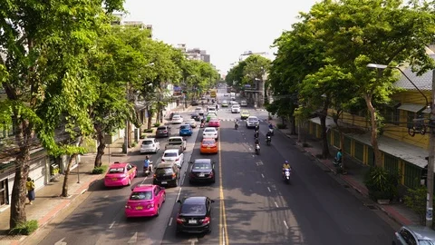 Green road,traffic is not chaotic Stock Footage 110381189