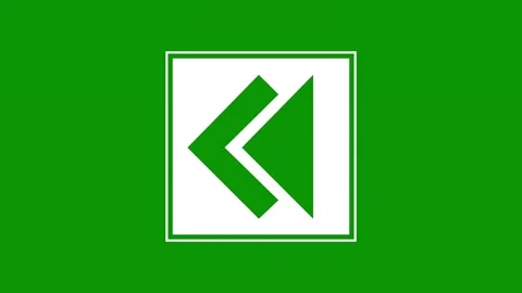 Green screen arrow in middle square animated chromakey style motion figure Stock Footage 314068121
