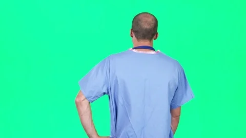 Green screen chromakey of doctor using digital tablet and HUD 動画素材 80012535