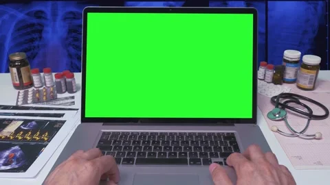 Green Screen Doctor Computer  Stock-Footage 200714612